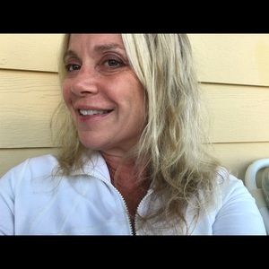 Meet your Posher, Michele